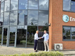 Alius en E2-Energie plaatsen zonnepanelen op 200 overheidsgebouwen
