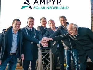 AMPYR Solar opent zonnepark in Voorne aan Zee
