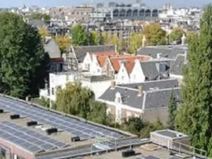Amsterdam wil in 2020 160 megawatt zonnepanelen herbergen