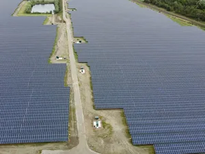 Anesco rondt voor Shell bouw van 3 Nederlandse zonneparken af