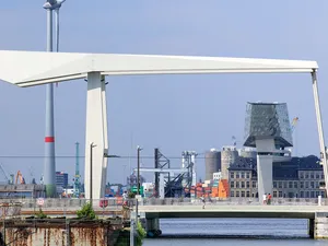 Netcongestie in Vlaanderen: Lerend Netwerk Collectief Energiebeheer Bedrijventerreinen van start