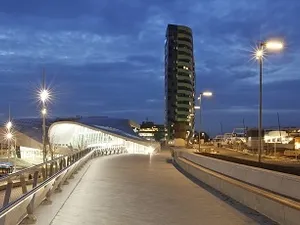 Modernista voorziet omgeving station Arnhem van led