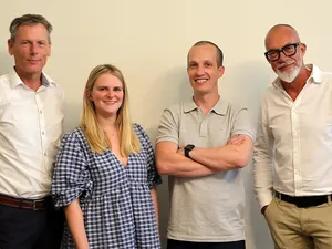 EnergyKing en Cast4All gaan batterijen installeren en monitoren bij Vlaamse woningcorporaties