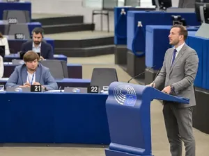 Europees Parlement keurt Batterijenverordening goed: strengere regels voor recycling en veiligheid batterijen