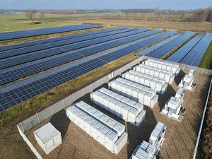 Batterij van 30 megawattuur in gebruik genomen bij zonnepark Bloemenkamp