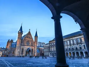 Liveblog afbouw salderingsregeling zonnepanelen, Eerste Kamer in debat