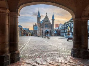 Kabinet vereenvoudigt besluitvorming VvE’s voor verduurzaming