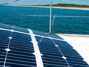 Hellevoetsluis organiseert inkoopactie voor zonnepanelen op boten