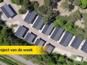Project van de week | Camping Bakkum trotseert netcongestie met solar carport en batterij