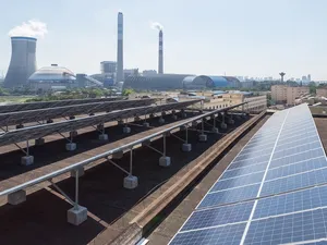 ‘Stroomrantsoenering China brengt fabrikanten in problemen, maar stimuleert vraag naar zonnepanelen’
