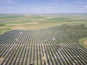 Groei hernieuwbare energie versnelt wereldwijd ondanks lage nationale doelstellingen