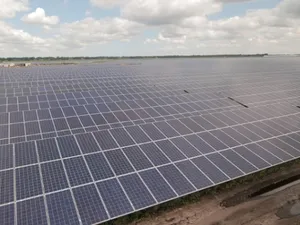 Vergunning Chint Solar voor Zonnepark Buitenhuizen van 8,7 megawattpiek