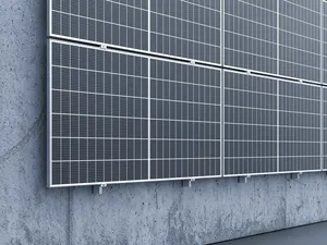 AEROCOMPACT presenteert nieuw montagesysteem voor zonnepanelen aan gevels