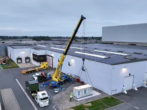 Houtverwerker Decospan neemt batterij van 2 megawattuur in gebruik