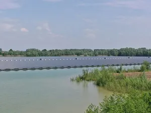 GroenLeven levert in Druten grootste drijvende zonnepark van Europa op