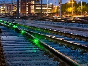 BAM Infra Rail en Dual Inventive maken werken aan het spoor veilig met knipperende led's