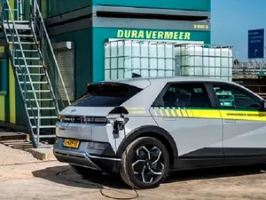 Dura Vermeer gaat vaker elektrische auto’s inzetten als batterij voor bouwketen