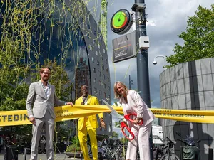 Rotterdam heeft eerste permanente stroomklok van Nederland