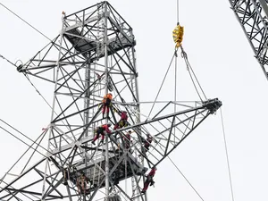 Elia wil meer instrumenten om in te grijpen bij stroomoverschotten