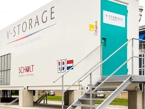 Nederlands V-Storage levert eerste energieopslagsysteem op