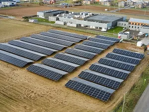 Vlaanderen: ruim 90 aanvragen voor subsidie zonnepanelen bij bedrijven, budget overschreden