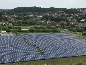 ENGIE plaatst 3.680 zonnepanelen bij stoom- en gascentrale