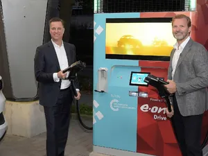 E.ON en Volkswagen lanceren snellader elektrische auto’s met geïntegreerde batterij