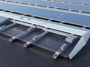 Esdec introduceert FlatFix Wave: nieuw montagesysteem voor zonnepanelen op platte daken
