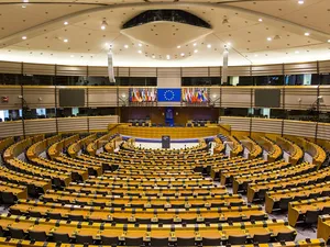 Rijksoverheid vraagt aandacht van pv-sector voor Anti-dwangarbeidverordening