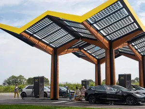 Fastned verkoopt recordhoeveelheid duurzame energie aan elektrische rijders