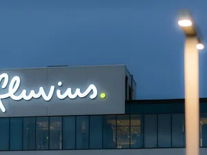 Vlaanderen overweegt miljardeninvestering in Fluvius, kritiek in Vlaams Parlement