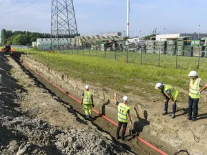 Nieuw elektriciteitsnet onder Schelde versterkt Vlaams industriegebied