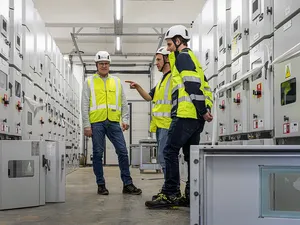 Slechts 3 procent zakelijke zonnepanelen reageert in België op stroomoverschot