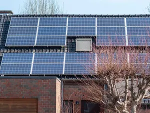 Nieuwe cijfers Vlaanderen: 115.105 consumenten installeren zonnepanelen, jaargroei 614 megawatt