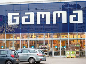 GAMMA gaat overtollige zonnestroom bouwmarkten leveren aan datacenters