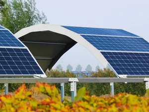 GOLDBECK SOLAR lanceert in Nederland nieuwe zonneboog MarcS: landbouw onder zonnepanelen