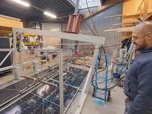 Nieuwe testopstelling Kiwa BDA meet windweerstand zonnepanelen nauwkeuriger