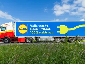 Lidl Nederland eerste retailer die alle winkels volledig elektrisch bevoorraadt