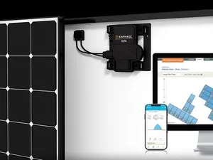 Maxeon start met uitlevering nieuw SunPower AC zonnepaneel met micro-omvormer Enphase
