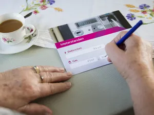 Boete tot 1.650 euro voor zonnepaneelbezitter die digitale meter blijft weigeren