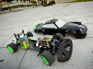Eindhovens studententeam presenteert elektrische auto op mierenzuur