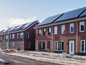 Meer dan helft 600.000 woningbouwaanvragen past op stroomnet, wachtlijst Enexis telt 86.000 projecten