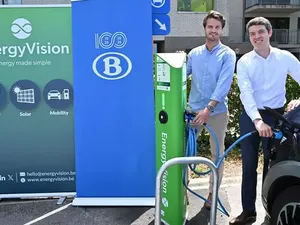 EnergyVision en NMBS bereiken mijlpaal met laadpalen bij ruim 100 treinstations