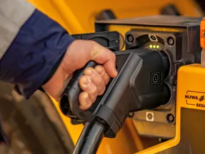 Novar en Entent starten nieuw bedrijf voor laadpleinen vrachtwagens