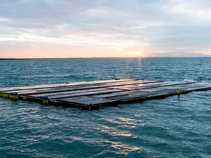 Oceans of Energy verdubbelt aantal zonnepanelen van drijvend zonnepark op Noordzee