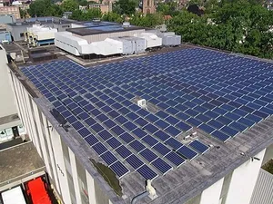 Performance Factory neemt 1.160 zonnepanelen in gebruik