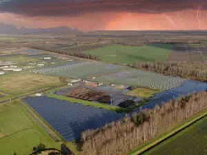 Alfen levert transformatorstations voor Nederlandse zonneparken PerPetum Energy
