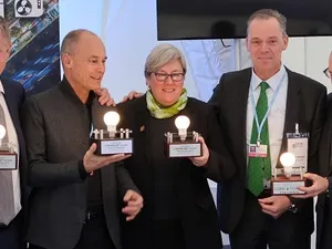 Philips Lighting levert 1 miljardste led-lamp als onderdeel Global Lighting Challenge