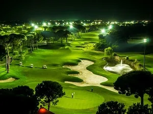 Philips maakt via led-verlichting 24 uur per dag golfen op Turkse golfbaan mogelijk