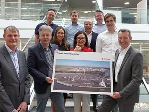 Nederlands ProfiNRG bouwt megabatterij tussen spoorlijnen en hoogspanning in Duitsland